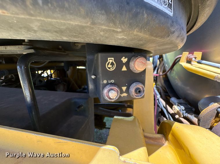 image for item DT6685 2005 Ag-Chemical Terra-gator 8104 sprayer