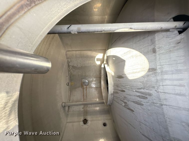 image for item DT6685 2005 Ag-Chemical Terra-gator 8104 sprayer