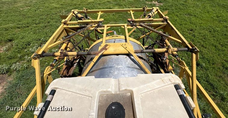 image for item DT6685 2005 Ag-Chemical Terra-gator 8104 sprayer