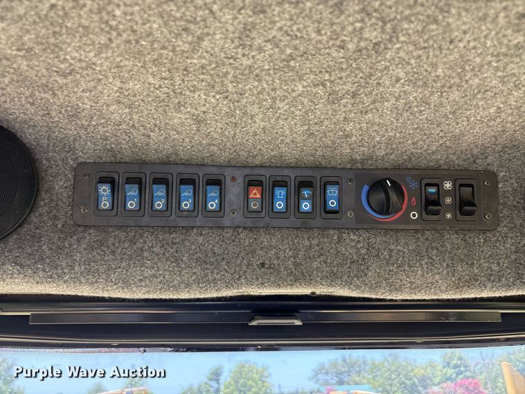 image for item DT6685 2005 Ag-Chemical Terra-gator 8104 sprayer