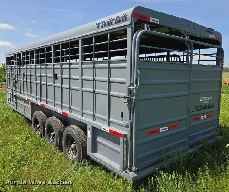 image for item DT7223 2021 Swift Built RMX24 3-7K livestock trailer