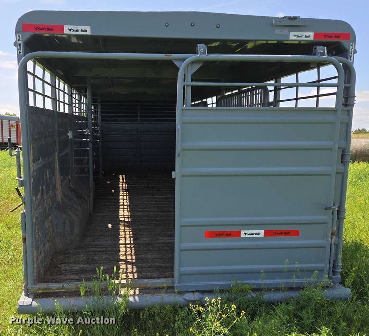 image for item DT7223 2021 Swift Built RMX24 3-7K livestock trailer