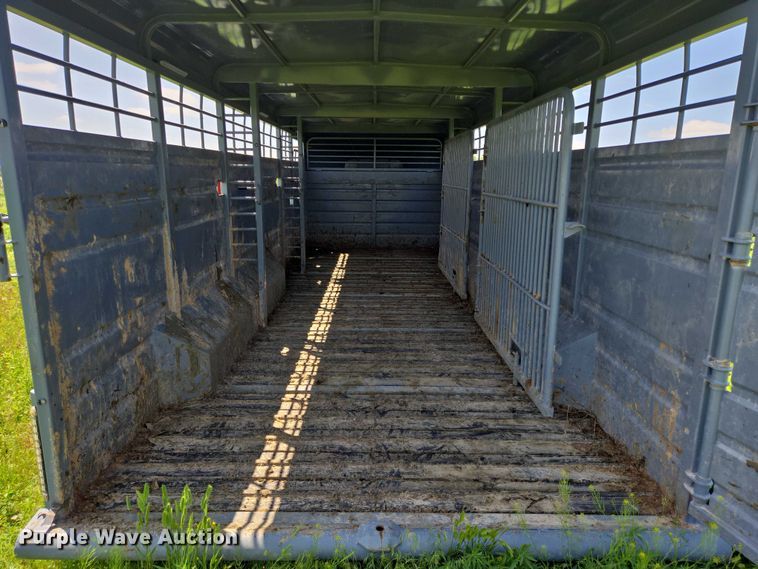 image for item DT7223 2021 Swift Built RMX24 3-7K livestock trailer