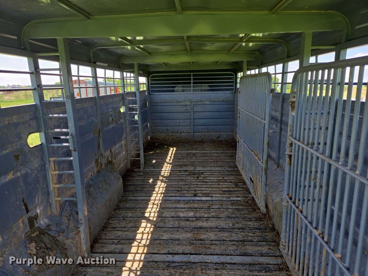 image for item DT7223 2021 Swift Built RMX24 3-7K livestock trailer