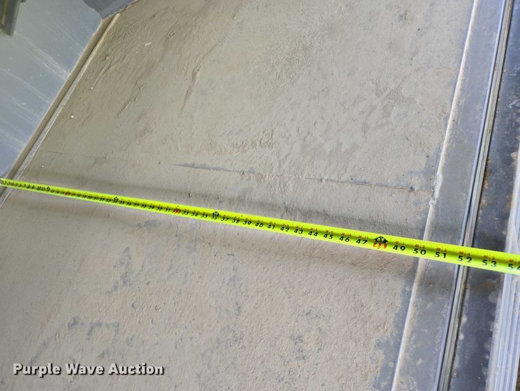 image for item DT7223 2021 Swift Built RMX24 3-7K livestock trailer