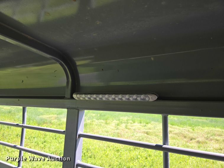 image for item DT7223 2021 Swift Built RMX24 3-7K livestock trailer