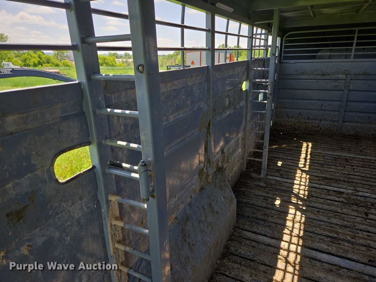 image for item DT7223 2021 Swift Built RMX24 3-7K livestock trailer