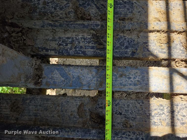 image for item DT7223 2021 Swift Built RMX24 3-7K livestock trailer