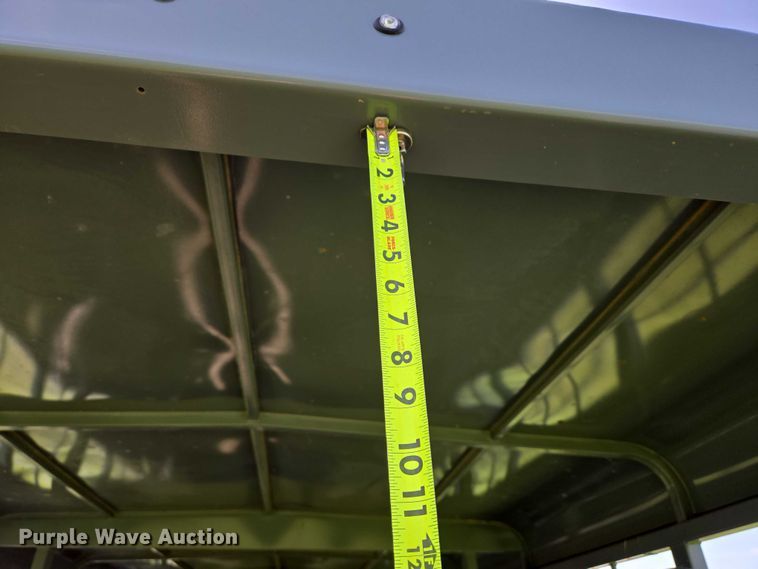 image for item DT7223 2021 Swift Built RMX24 3-7K livestock trailer