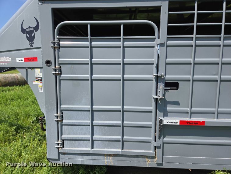 image for item DT7223 2021 Swift Built RMX24 3-7K livestock trailer