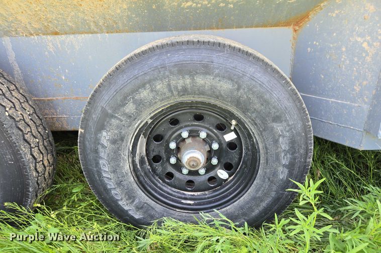 image for item DT7223 2021 Swift Built RMX24 3-7K livestock trailer