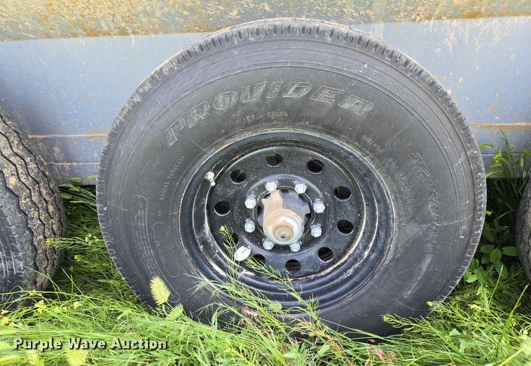 image for item DT7223 2021 Swift Built RMX24 3-7K livestock trailer