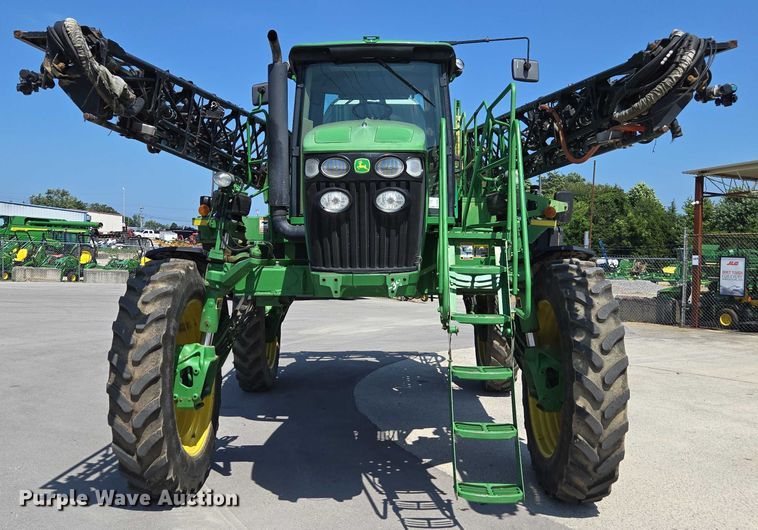 image for item DU7917 2008 John Deere 4830 sprayer