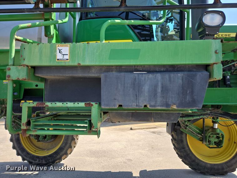 image for item DU7917 2008 John Deere 4830 sprayer