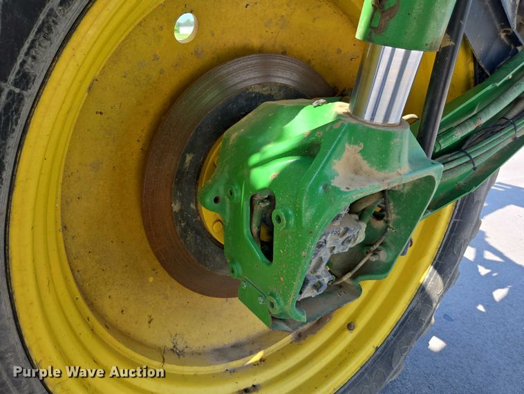 image for item DU7917 2008 John Deere 4830 sprayer