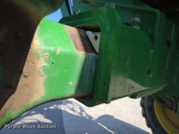 image for item DU7917 2008 John Deere 4830 sprayer