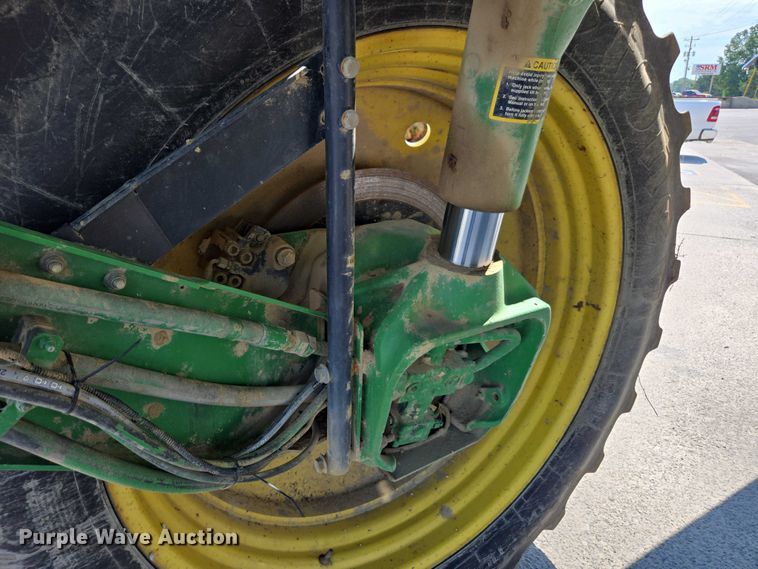 image for item DU7917 2008 John Deere 4830 sprayer