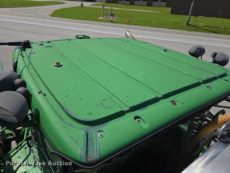 image for item DU7917 2008 John Deere 4830 sprayer