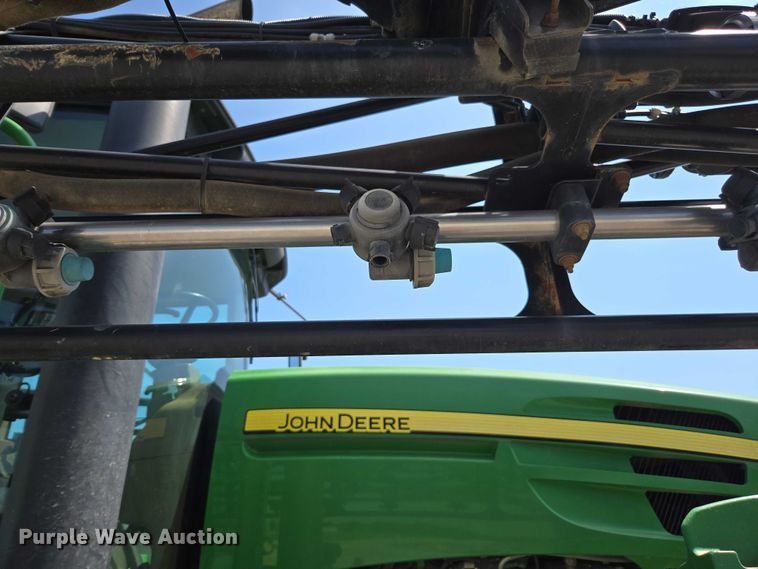 image for item DU7917 2008 John Deere 4830 sprayer