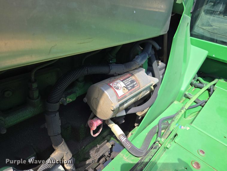 image for item DU7917 2008 John Deere 4830 sprayer