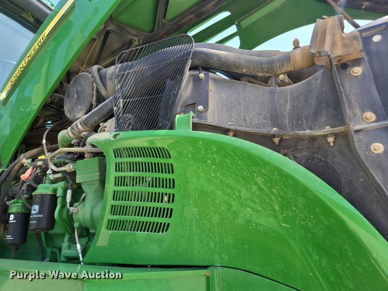 image for item DU7917 2008 John Deere 4830 sprayer