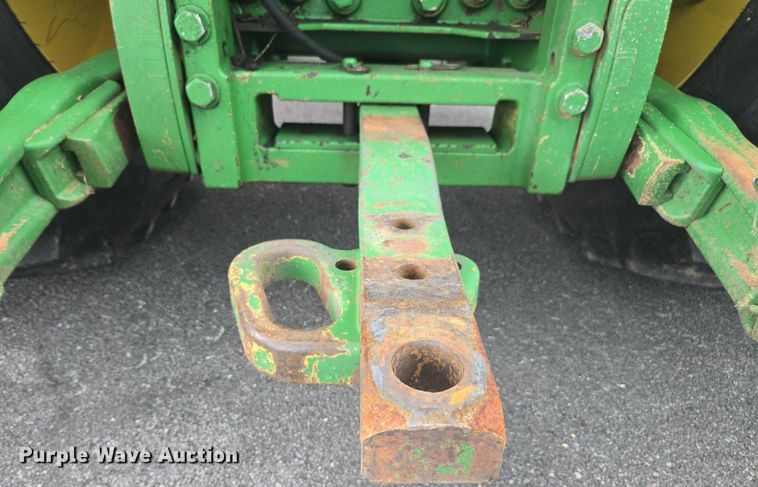 image for item DU7918 2012 John Deere 7230R MFWD tractor