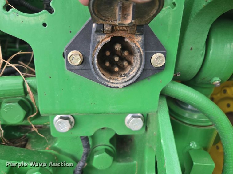 image for item DU7918 2012 John Deere 7230R MFWD tractor