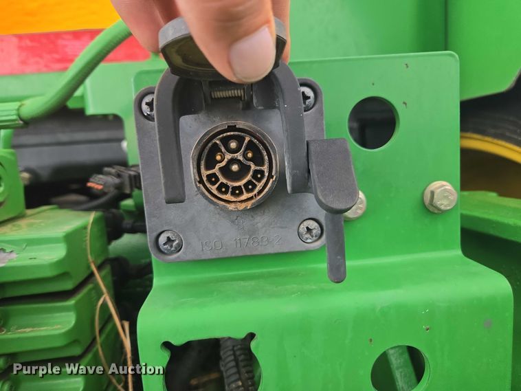 image for item DU7918 2012 John Deere 7230R MFWD tractor