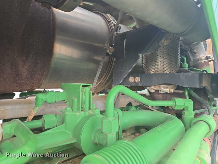 image for item DU7918 2012 John Deere 7230R MFWD tractor