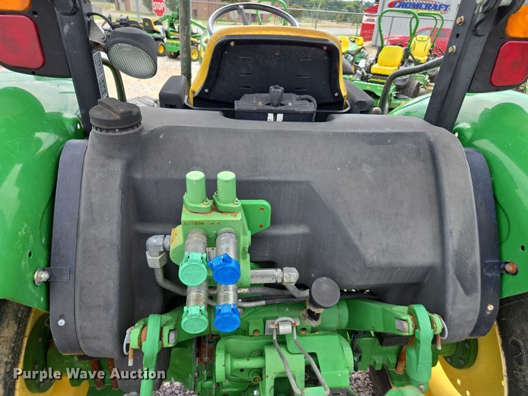 image for item DU7919 2013 John Deere 5101E MFWD tractor