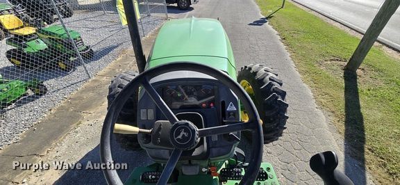 image for item DU7919 2013 John Deere 5101E MFWD tractor