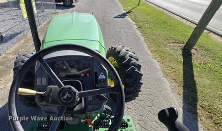 image for item DU7919 2013 John Deere 5101E MFWD tractor