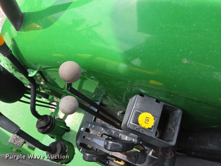 image for item DU7919 2013 John Deere 5101E MFWD tractor