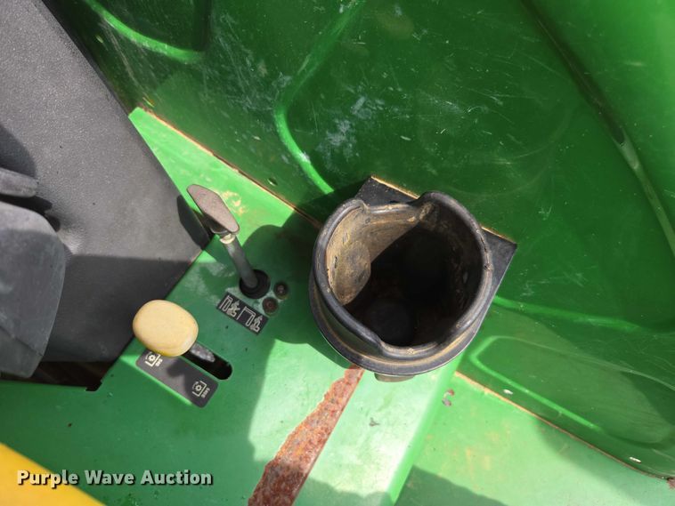 image for item DU7919 2013 John Deere 5101E MFWD tractor