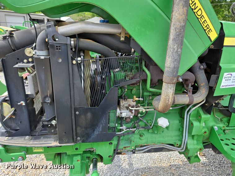image for item DU7919 2013 John Deere 5101E MFWD tractor