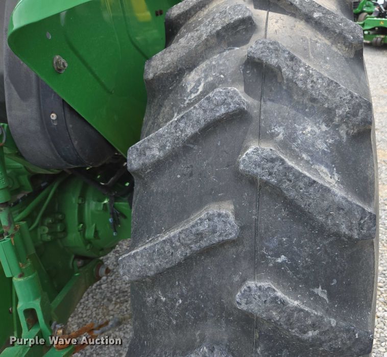 image for item DU7919 2013 John Deere 5101E MFWD tractor