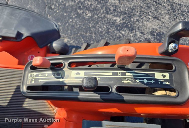 image for item DU7920 2005 Kubota BX1500D tractor