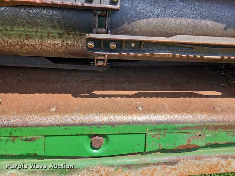 image for item DU7921 2014 John Deere S690 RWA combine