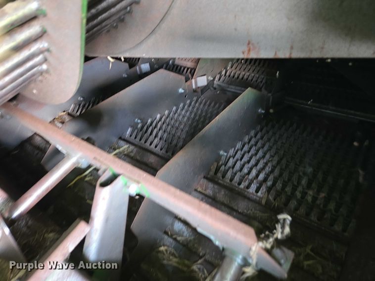 image for item DU7921 2014 John Deere S690 RWA combine