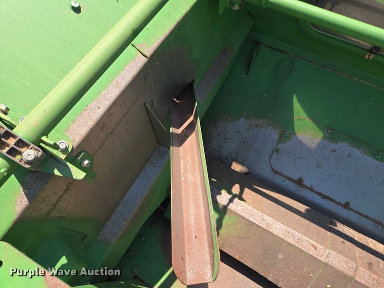 image for item DU7921 2014 John Deere S690 RWA combine