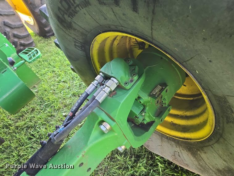 image for item DU7921 2014 John Deere S690 RWA combine