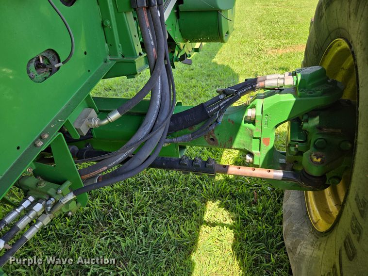 image for item DU7921 2014 John Deere S690 RWA combine