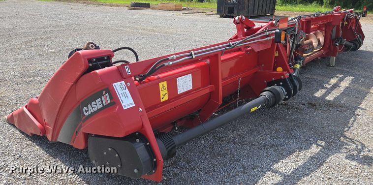 image for item DU7924 2018 Case IH 4412F corn head