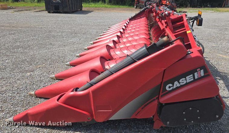 image for item DU7924 2018 Case IH 4412F corn head