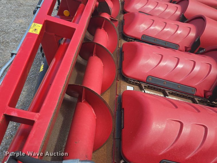 image for item DU7924 2018 Case IH 4412F corn head