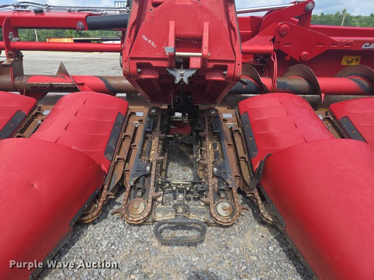 image for item DU7924 2018 Case IH 4412F corn head