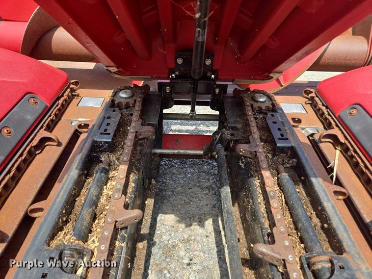 image for item DU7924 2018 Case IH 4412F corn head