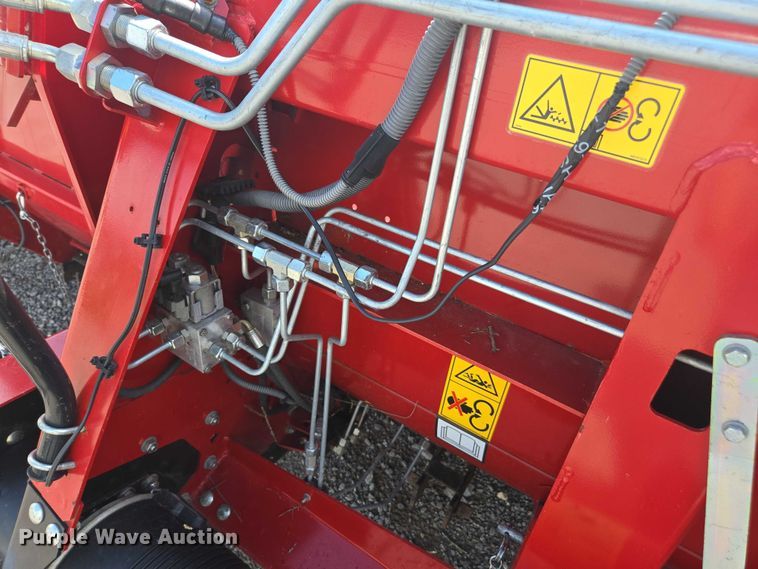 image for item DU7924 2018 Case IH 4412F corn head