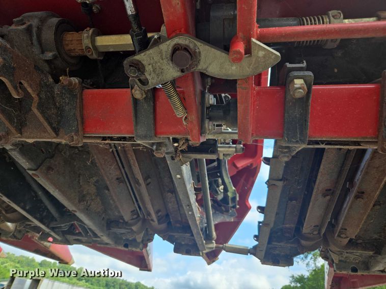 image for item DU7924 2018 Case IH 4412F corn head