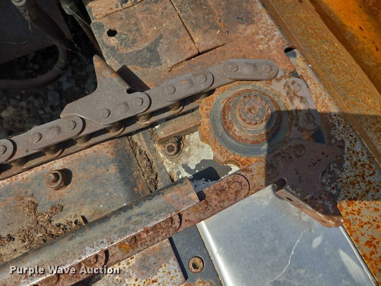 image for item DU7925 2010 Geringhoff NorthStar corn head